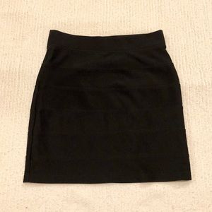 Divided by H&M | Black Sectioned Mini Skirt
